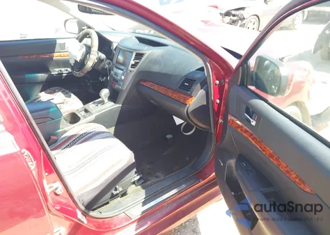 2012 Subaru Legacy 3.6R Limited z USA, uszkodzony, nr VIN 4S3BMDL65C2028759